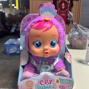 NIB Cry Babies Lizzy Baby Doll - Peacock cries real tears, realistic baby sounds